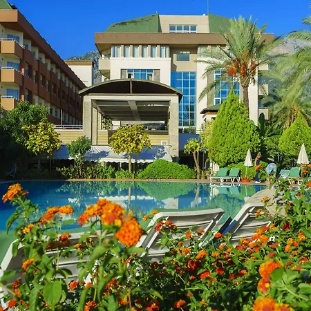 Hotell Armas 4*