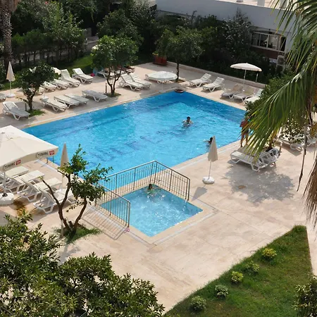 Armas Hotell 4*