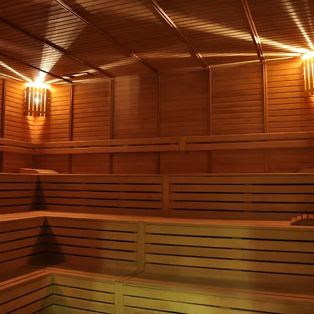 Armas 酒店 凯梅尔