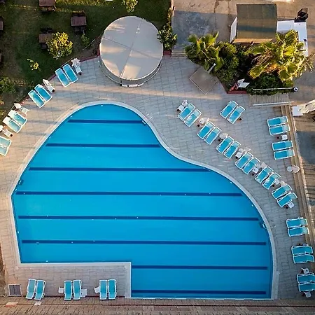Armas Otel 4*