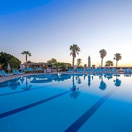 Armas Otel Kemer