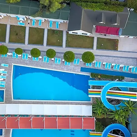 Otel Armas 4*