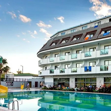 Armas Hotel 4*