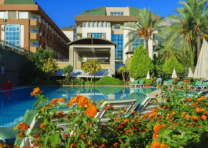 Hotel Armas 4*